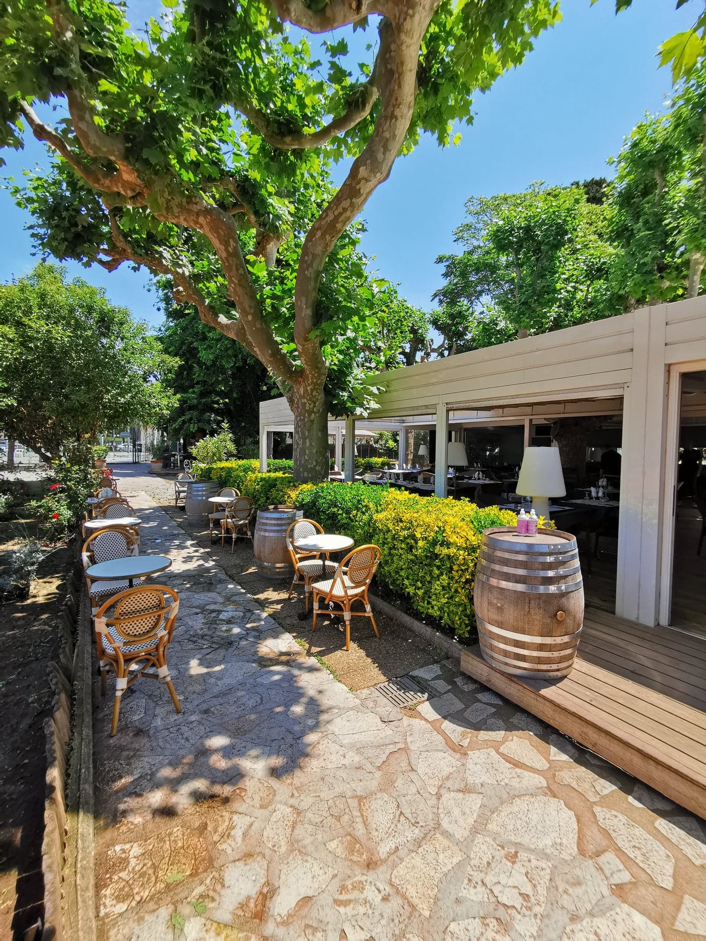 Vue sur les courts depuis le restaurant